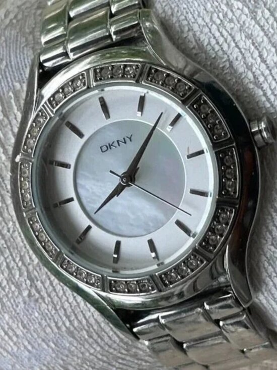 DKNY Women Watch Silver Tone Mother of Pearl Face Quartz Analog Wristwatch main image 6